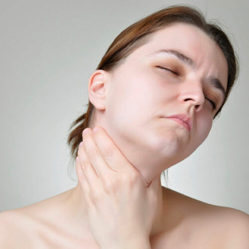 Thyroid cancer – Causes and silent warning signs